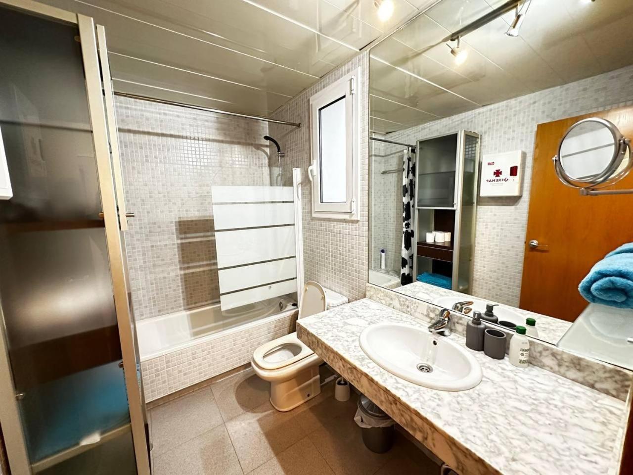 Aribau Habitaciones Barcelona Ngoại thất bức ảnh